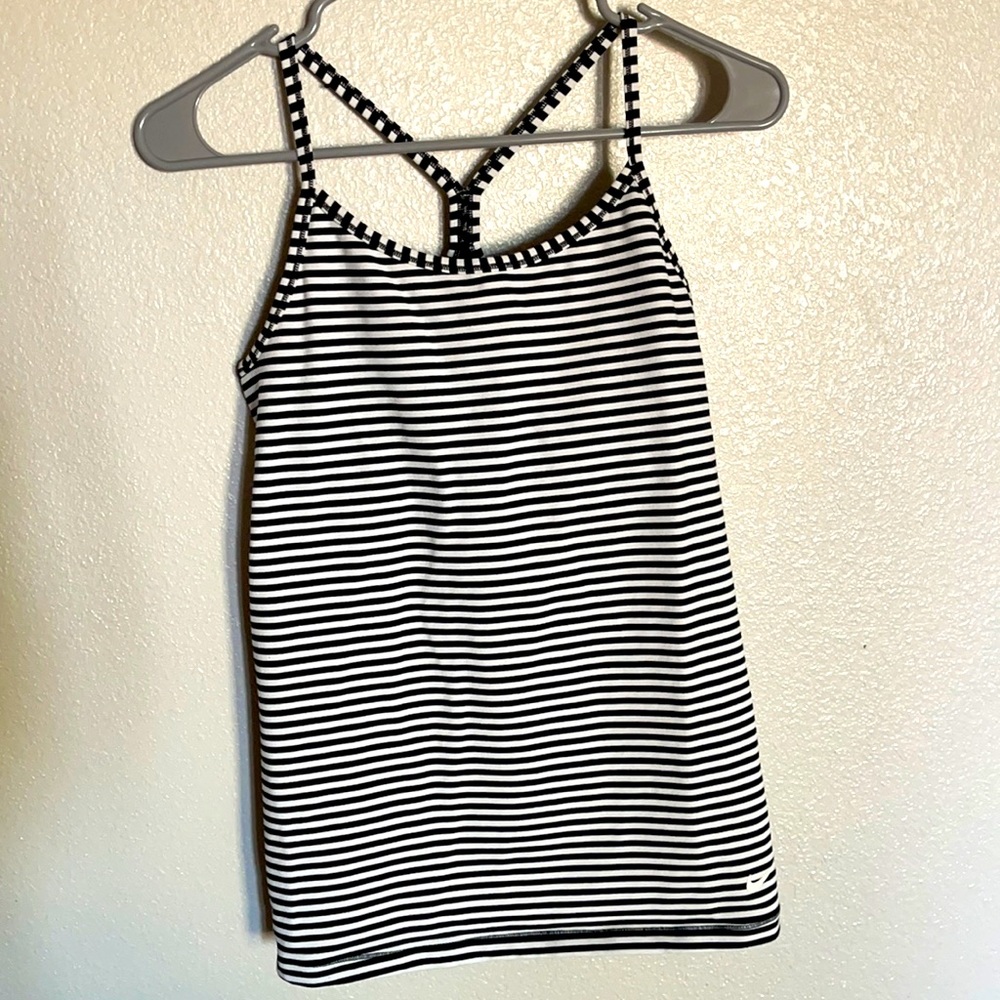 Nike active tank